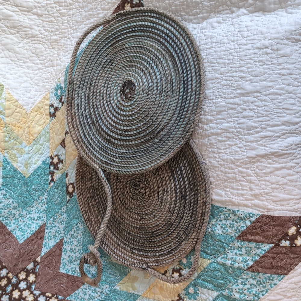 Western Woven Rope Placement Trays - Picture 3 of 6